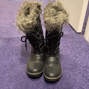 Sorel snowboots in amazing condition!